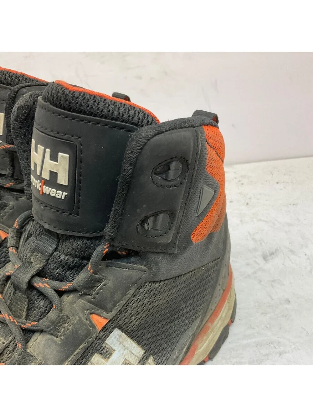 Helly Hansen Men's HHS231007 Aluminum Toe Composite Plate Mid-Cut Hikers 8.5M